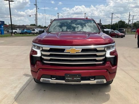 Used 2023 Chevrolet Silverado 1500 High Country w/ Z71 Off-Road Package AWD/4WD image 41