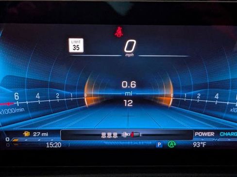 New 2026 Mercedes-Benz GLB 35 AMG 4MATIC image 11