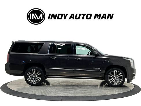 Used 2018 GMC Yukon XL Denali w/ Denali Ultimate Package AWD/4WD image 3