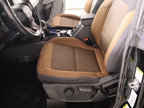 Used 2023 Ford Bronco Outer Banks image 12