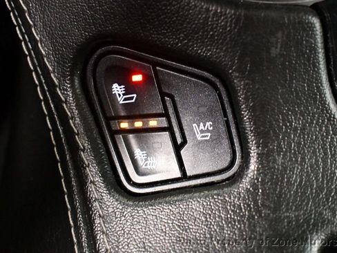 Used 2016 GMC Yukon SLT w/ Open Road Package image 44