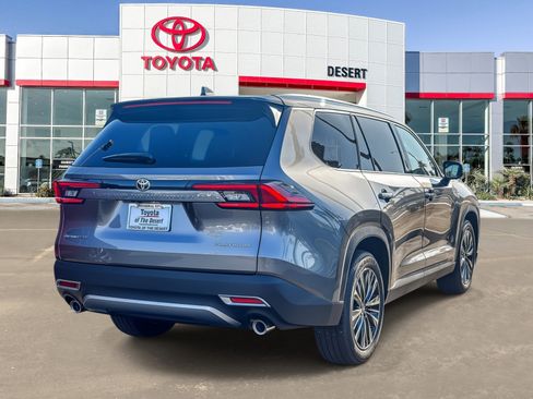 New 2026 Toyota Grand Highlander AWD Hybrid image 7