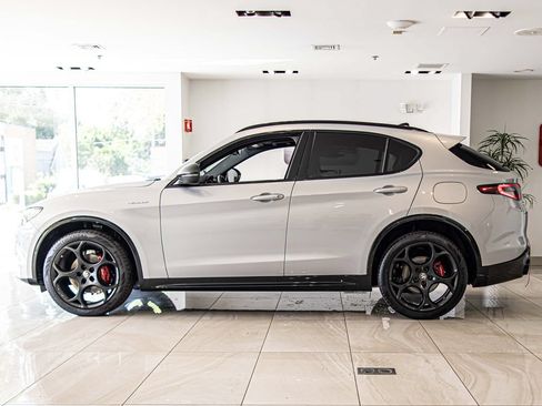 New 2026 Alfa Romeo Stelvio Sprint AWD/4WD image 6