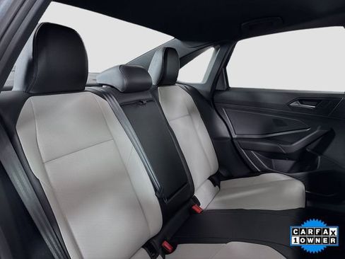 Used 2019 Volkswagen Jetta R-Line w/ R-Line Cold Weather Package image 27