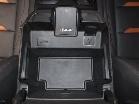 Used 2024 GMC Sierra 1500 AT4 w/ Technology Package image 35