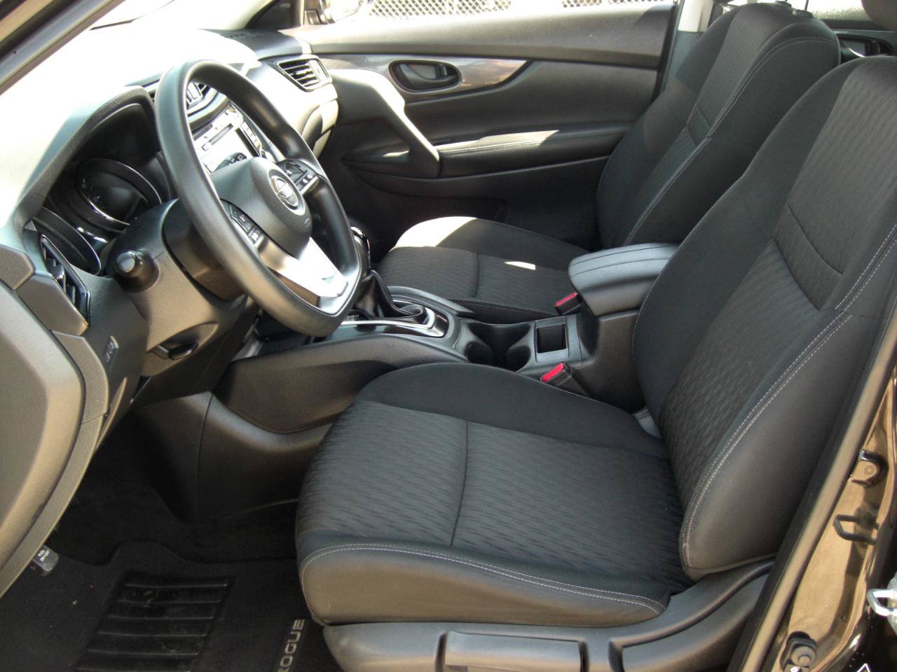 Used 2019 Nissan Rogue S FWD image 20