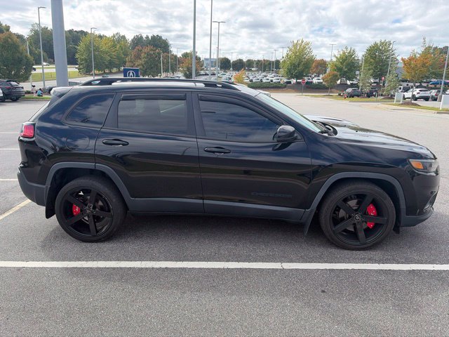 Used 2019 Jeep Cherokee Latitude Plus FWD image 12