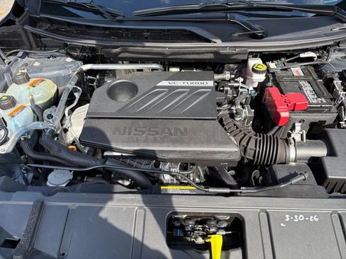 Used 2025 Nissan Rogue SV FWD image 34