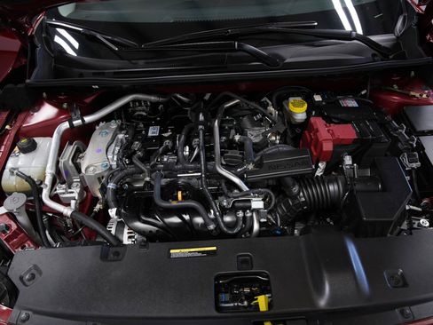 Used 2026 Nissan Sentra SR w/ Floor Mat Package FWD image 13