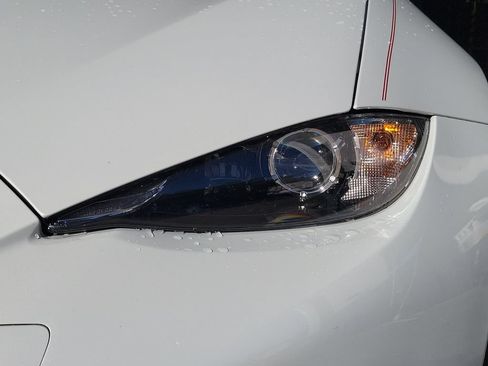 Used 2016 MAZDA MX-5 Miata Grand Touring RWD image 2