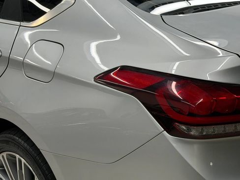 Used 2018 Genesis G80 3.8 w/ Option Group 02 RWD image 12