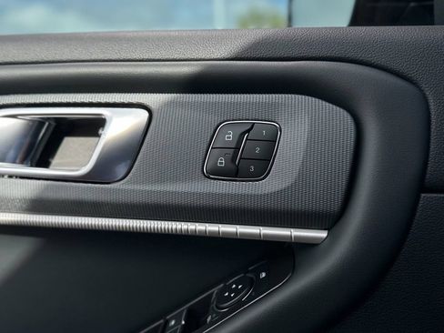 New 2026 Ford Explorer ST-Line w/ ST-Line Street Pack image 61