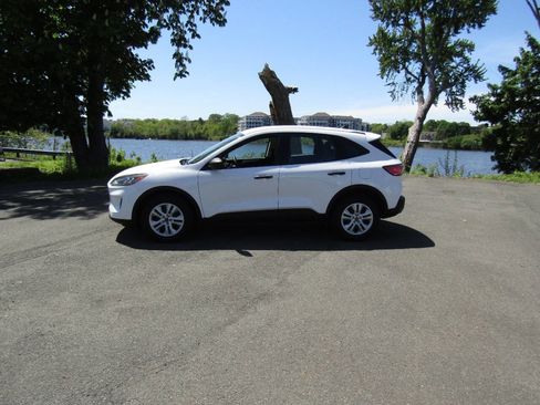 Used 2022 Ford Escape S AWD/4WD image 3