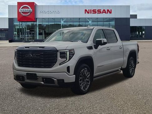 Used 2023 GMC Sierra 1500 Denali Ultimate AWD/4WD image 3