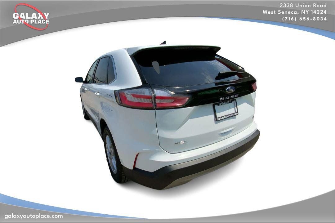 Used 2024 Ford Edge SEL AWD/4WD image 7