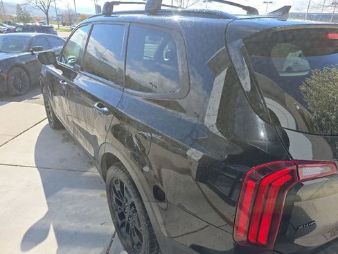 Used 2021 Kia Telluride EX w/ EX Premium Package AWD/4WD image 4