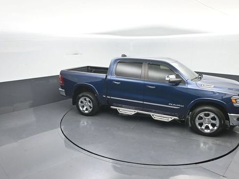 Used 2020 RAM 1500 Laramie AWD/4WD image 25