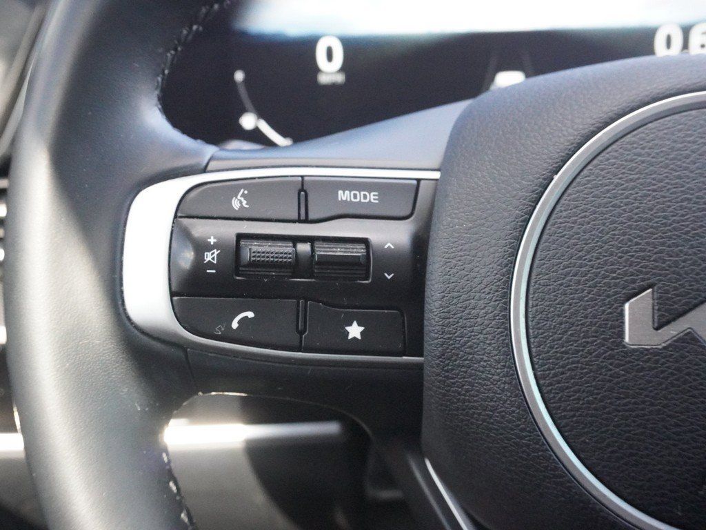 Used 2024 Kia Sportage SX FWD image 44