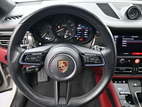 Certified 2023 Porsche Macan GTS image 12