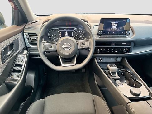Used 2023 Nissan Rogue S AWD/4WD image 21