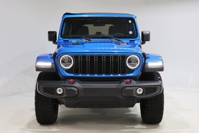 Used 2024 Jeep Wrangler Unlimited Rubicon w/ Safety Group AWD/4WD image 2
