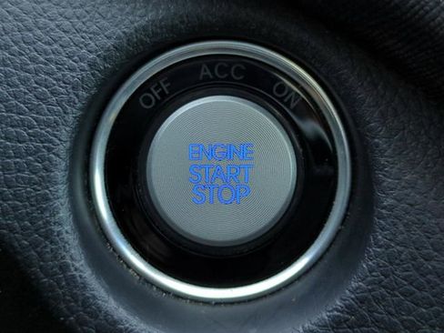Used 2017 Hyundai Santa Fe Sport FWD image 25
