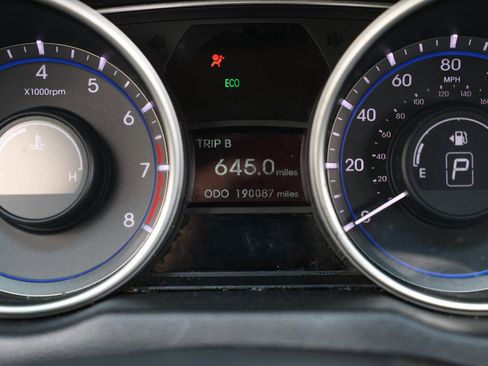 Used 2011 Hyundai Sonata GLS image 37