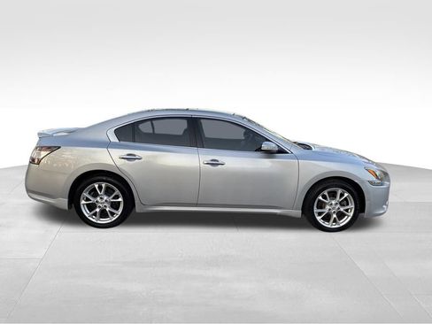 Used 2012 Nissan Maxima 3.5 SV w/ Premium Pkg image 7