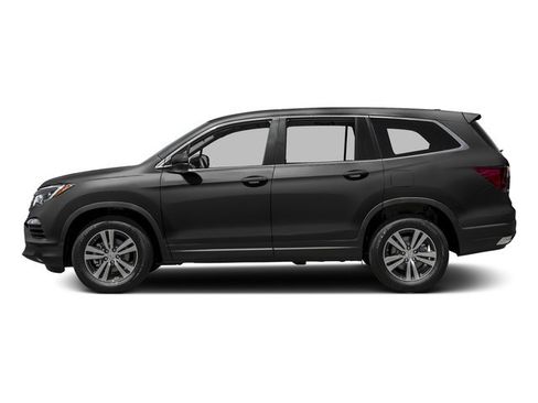 Used 2016 Honda Pilot EX image 3