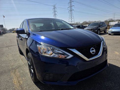 Used 2016 Nissan Sentra S FWD image 11