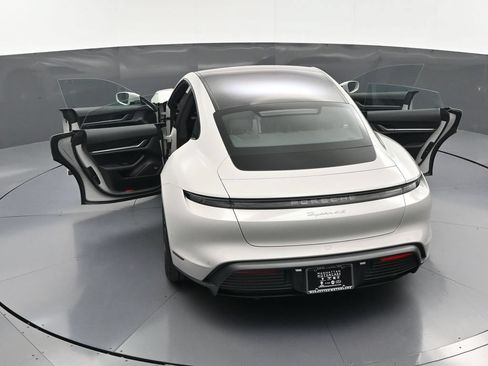 New 2026 Porsche Taycan 4S AWD/4WD image 34