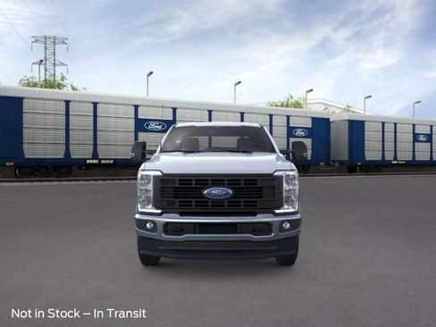 New 2026 Ford F250 XL w/ XL Chrome Package image 6