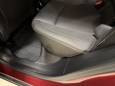 Used 2024 Buick Encore GX Preferred FWD image 22