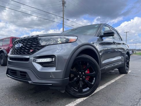 Used 2023 Ford Explorer ST w/ Equipment Group 401A AWD/4WD image 10