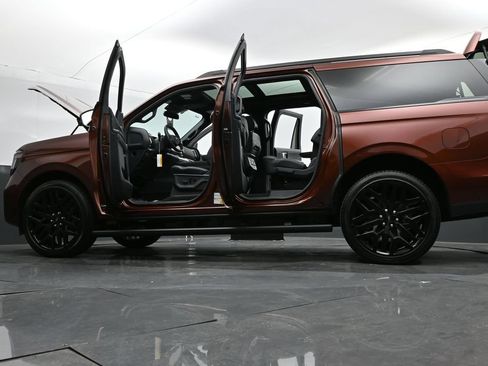 New 2027 Ford Expedition Max Platinum w/ Stealth Performance Package AWD/4WD image 34