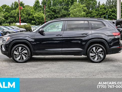 Used 2024 Volkswagen Atlas SE FWD image 9