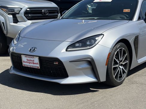 Certified 2024 Toyota GR86 RWD image 7