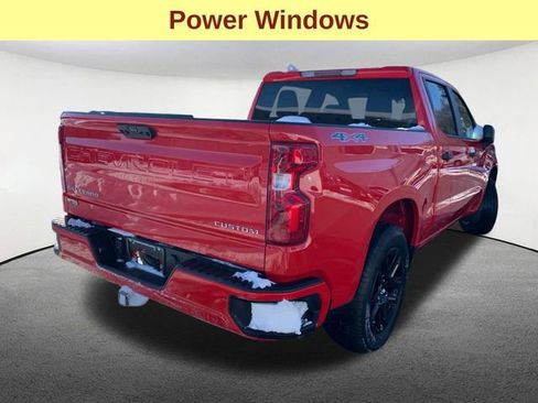 Used 2022 Chevrolet Silverado 1500 Custom image 12