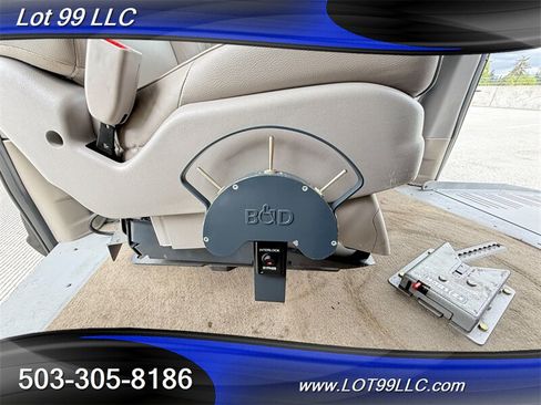 Used 2011 Honda Odyssey Touring image 4