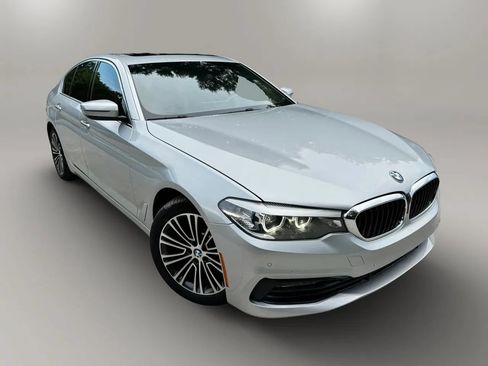 Used 2018 BMW 530i RWD image 12