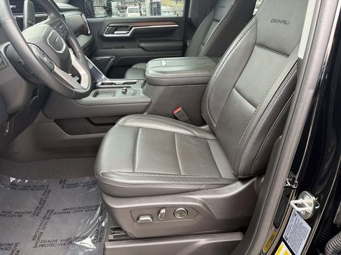 Used 2024 GMC Sierra 2500 Denali w/ Denali Reserve Package image 25