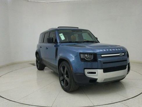 Used 2024 Land Rover Defender 110 SE image 68