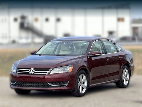 Used 2012 Volkswagen Passat 2.5 SE image 6