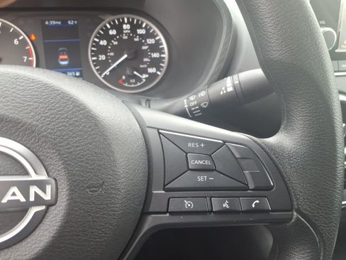 Certified 2025 Nissan Sentra S FWD image 22