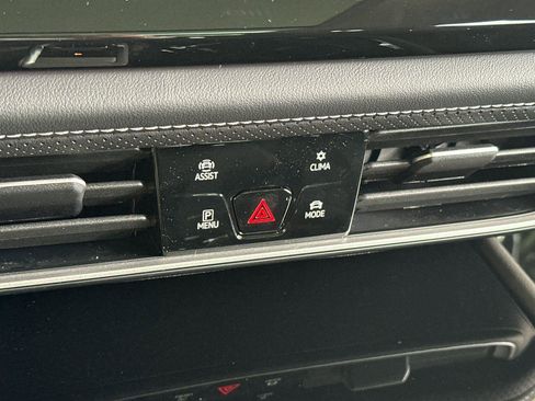 New 2026 Volkswagen Atlas SEL image 21