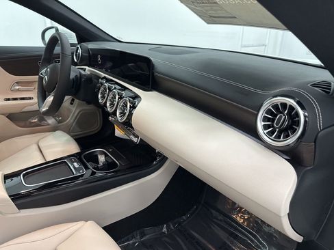 New 2026 Mercedes-Benz CLA 250 image 27