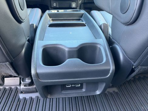 Used 2023 Honda Odyssey Sport image 12