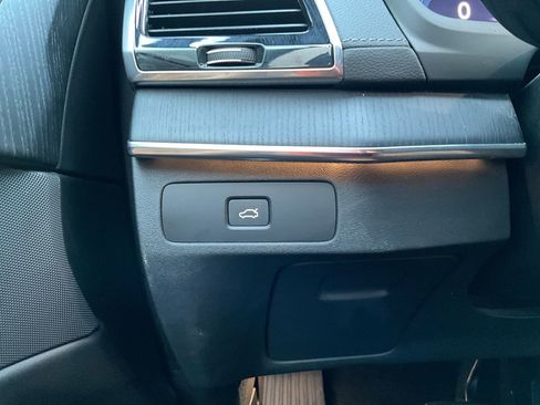 Certified 2023 Volvo XC90 B6 Ultimate w/ Protection Package Premier image 23