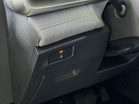 New 2026 Volkswagen Tiguan S image 10