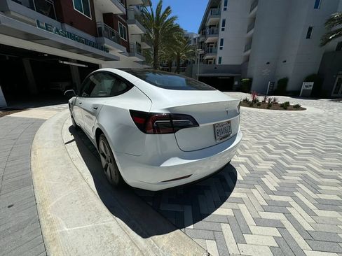 Used 2023 Tesla Model 3 Standard Range RWD image 5